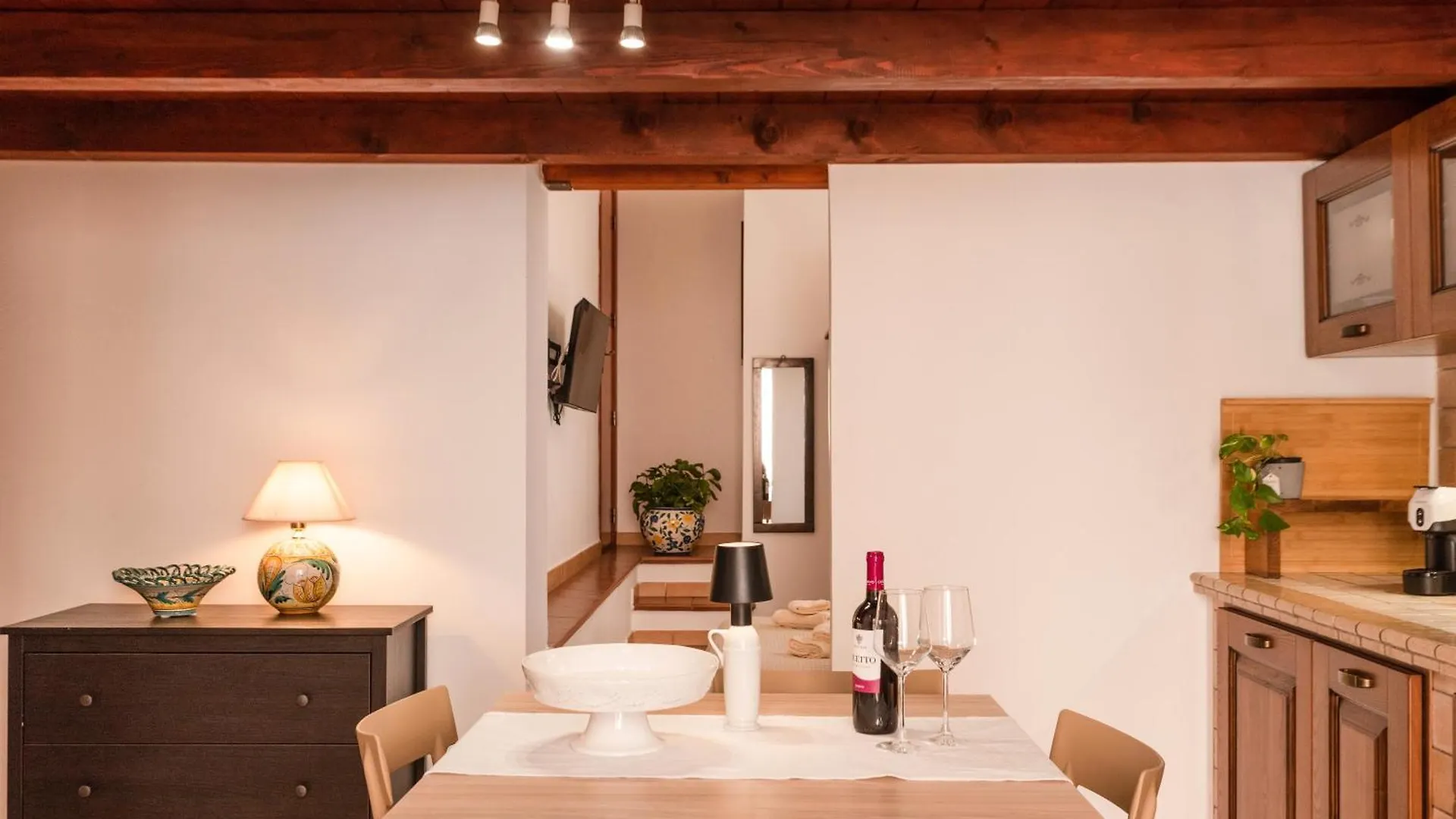 Apartamento Cantina Rustica Montallegro